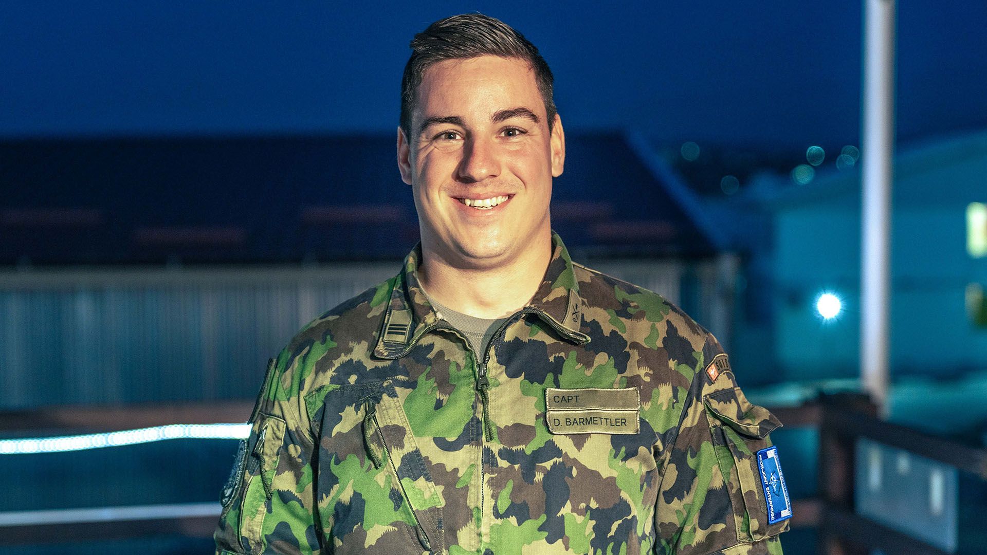 Capitaine Daniel Barmettler, commandant d’une équipe de liaison et de surveillance (Liaison and Monitoring Team, LMT) à Suva Reka, au Kosovo.