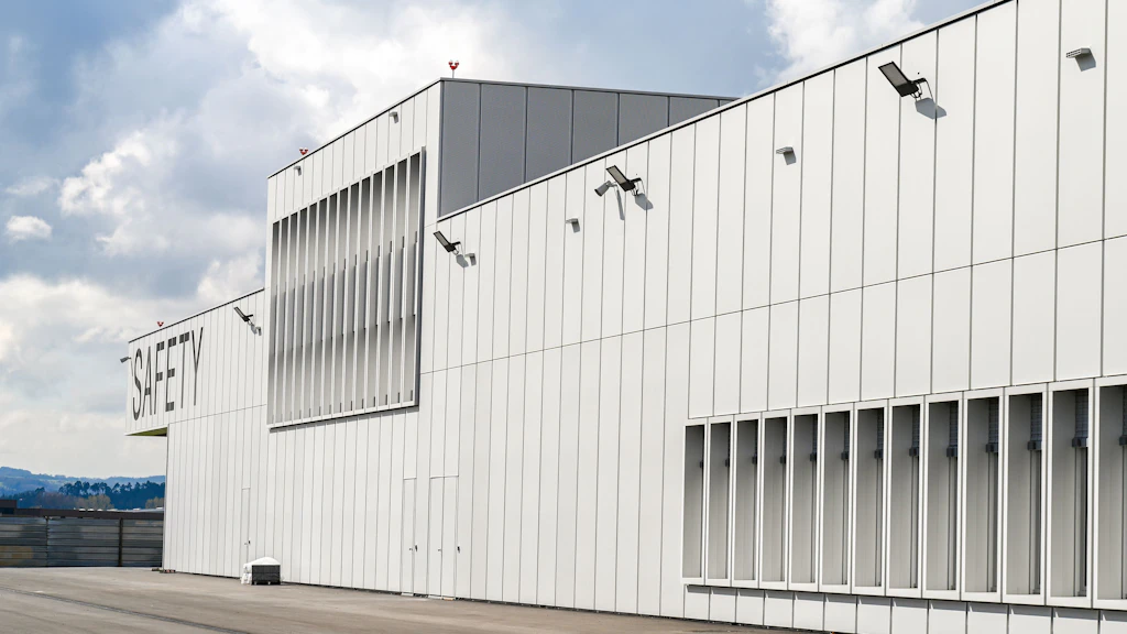 Flpl PAY Safety Halle 2