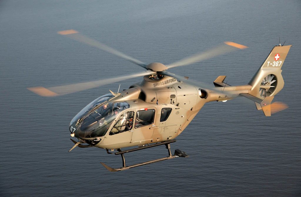 EC 635, T-367, Abendlicht