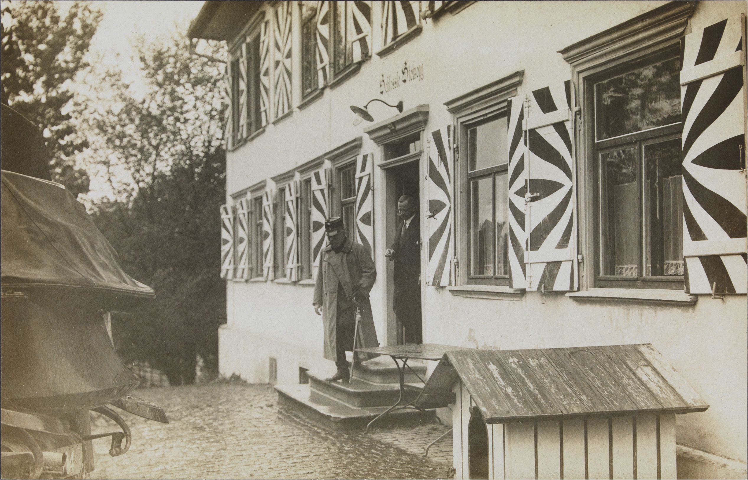 Schlössli Steinegg General Wille und Oberstlt Sonderegger