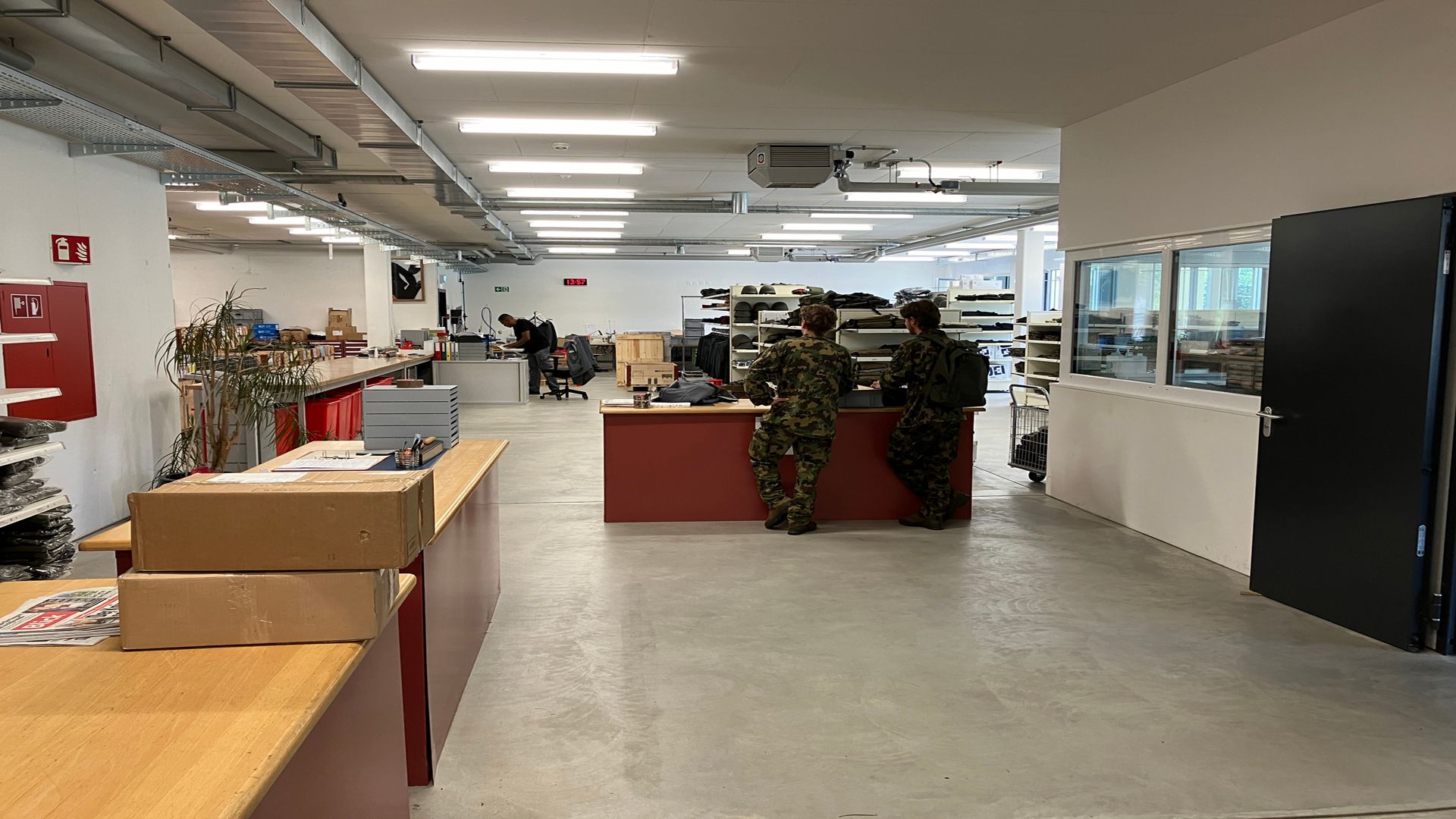 Empfang RA Stelle im PA Shop ALC Monteceneri