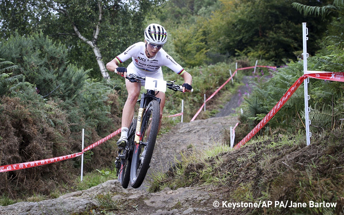 Switzerland's Jolanda Neff in action during the Womens Cross Country event during the European Championships at the Cathkin Braes Mountain Bike Trails, near Glasgow, Scotland, Tuesday Aug. 7, 2018. Neff went on to win the event. (Jane Barlow/PA via AP)