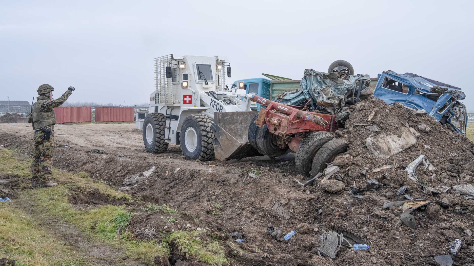 Die Schweiz ist mit verschiedenen Elementen direkt in die Strukturen der JLSG eingebunden, beispielsweise mit Geniemitteln zu Gunsten des Grundauftrags «Freedom of Movement».
