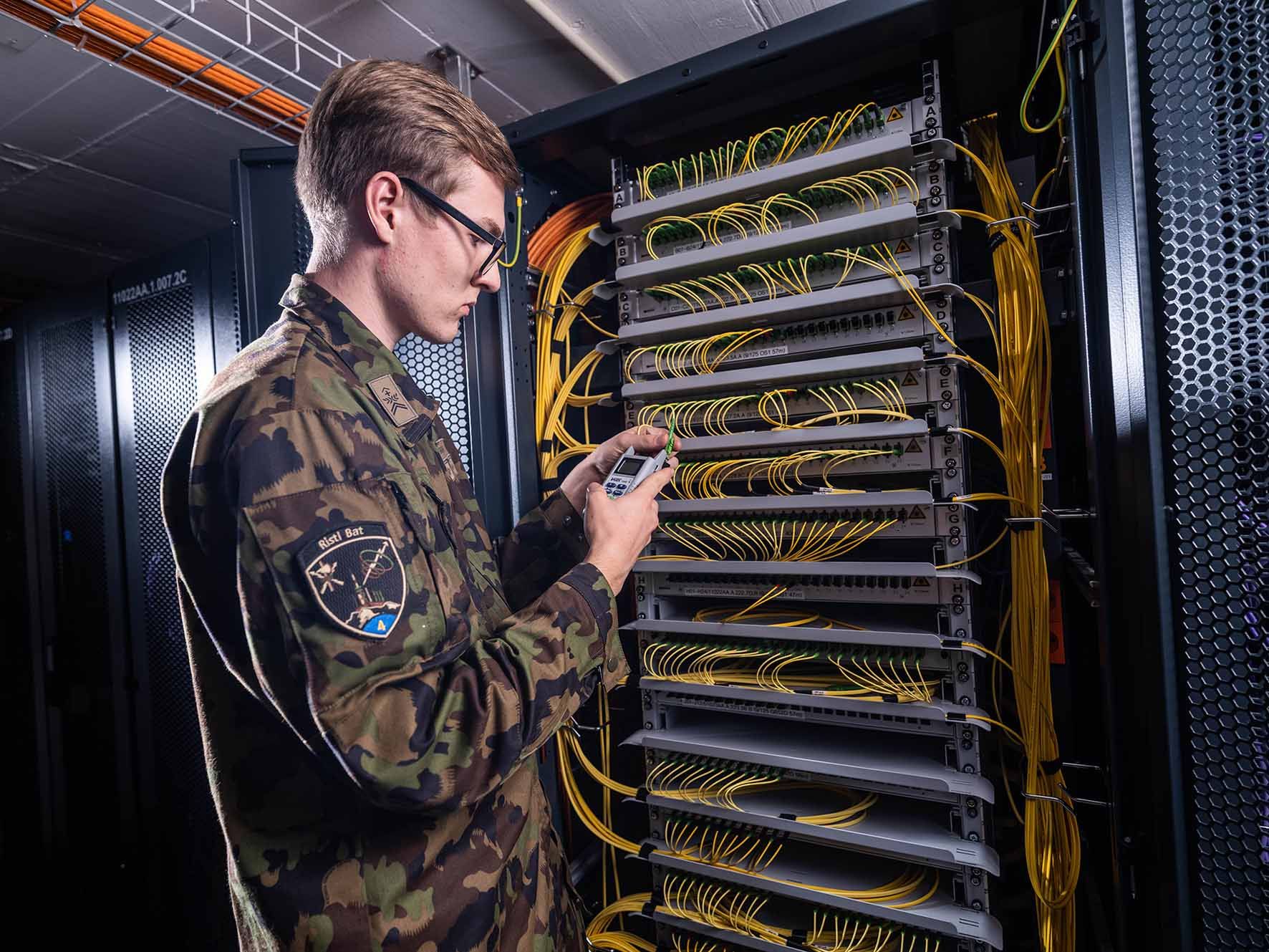 AB24_Webdossier03IP01Kastro(Führung&Vernetzung)