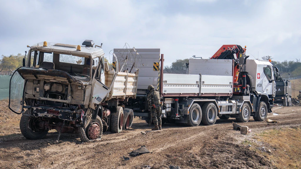 Par ses prestations opérationnelles, la SWISSCOY contribue à la sécurité et à la stabilité dans les Balkans occidentaux et soutient la KFOR dans la garantie d’un environnement sûr et stable au Kosovo.