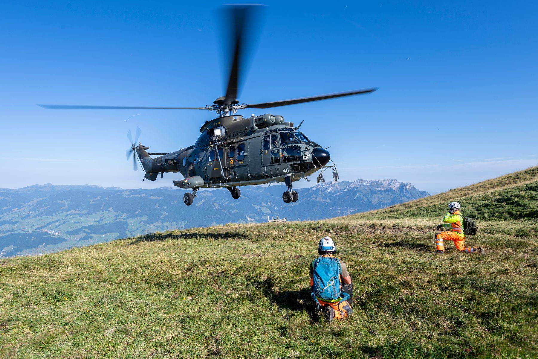 Hélicoptère TH18 Cougar