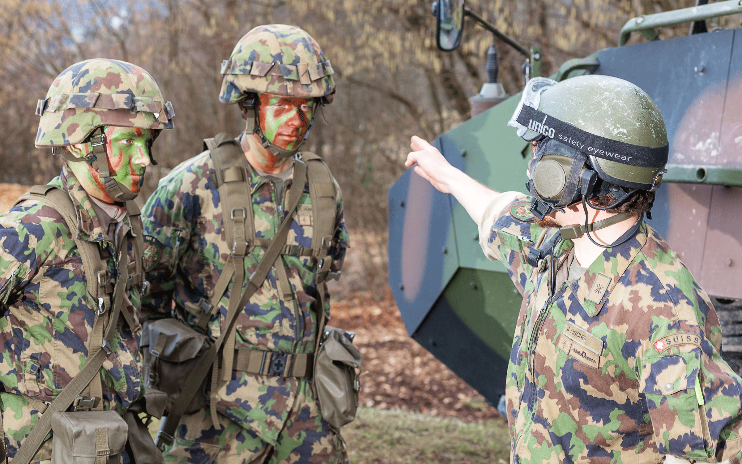 Diversi esercizi di esplorazione radio.