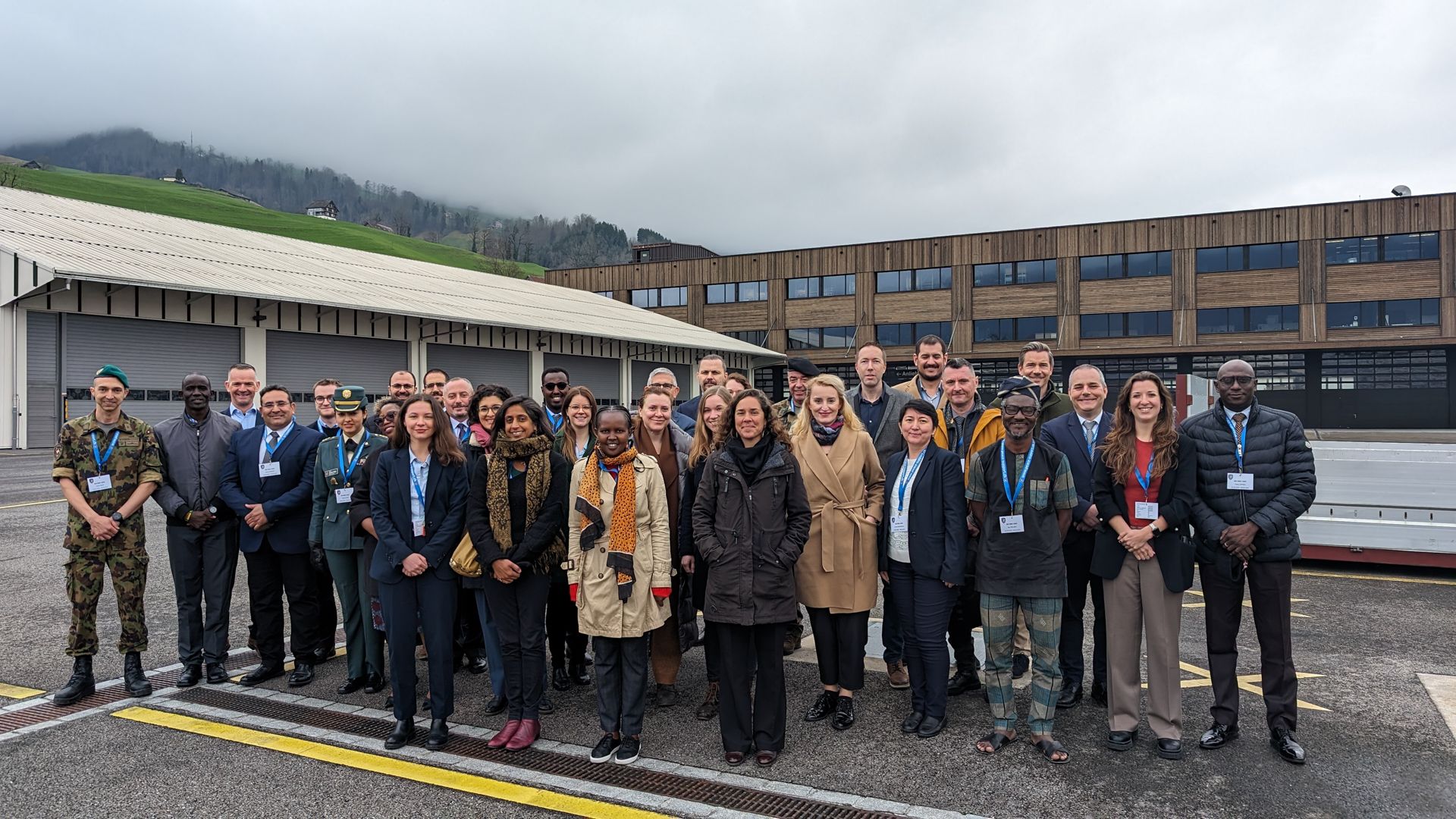 Al corso pilota Security Sector Reform (SSR) e Disarmament, Demobilisation and Reintegration (DDR) hanno partecipato 28 donne e uomini con esperienza d’impiego provenienti da 18 Nazioni.