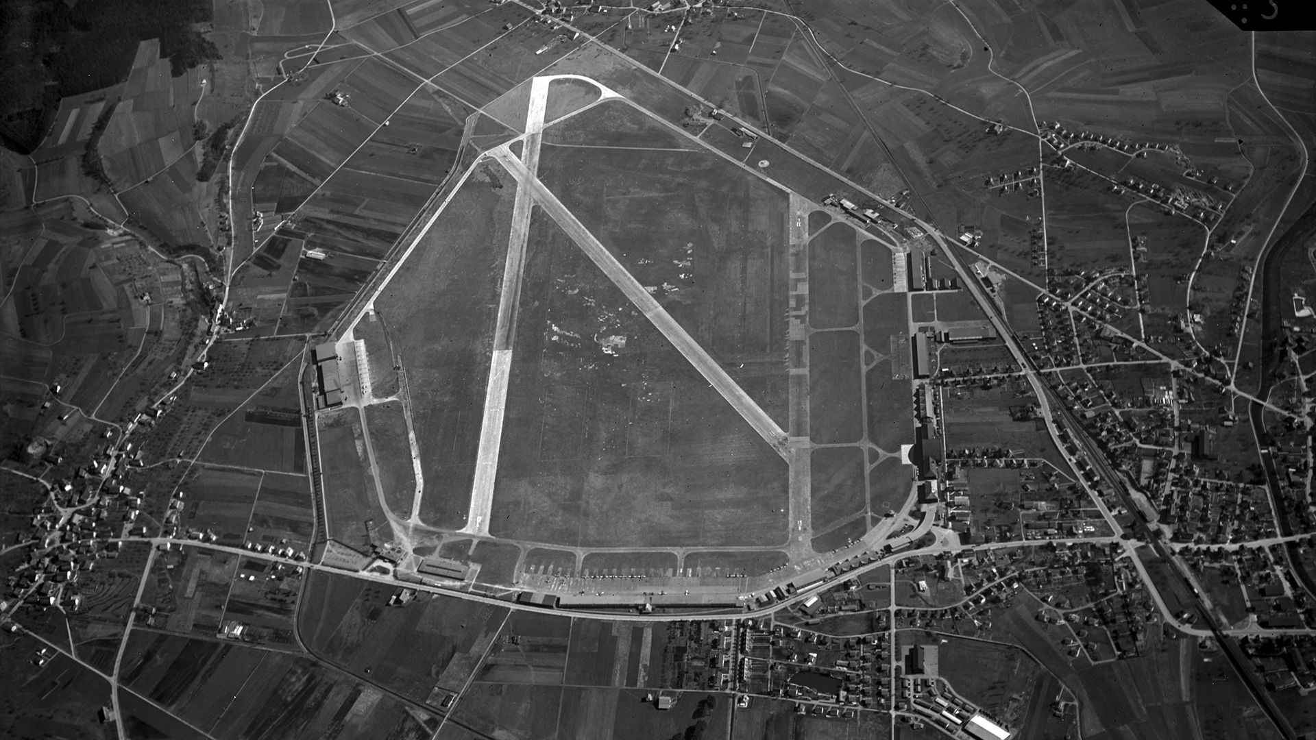 Foto dal aerodromo di Dübendorf il 01 settembre 1951